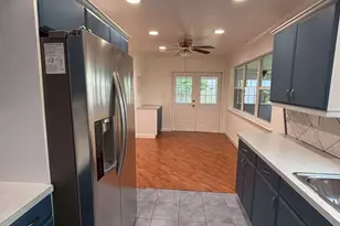 6860 Venetian Dr, Lake Worth, FL 33462 - Photo 5