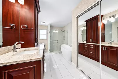 5137 Elpine Way, Riviera Beach, FL 33418 - Photo 15