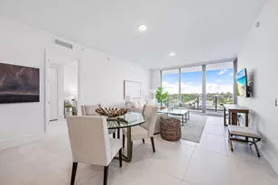 220 Lake Shore Dr, West Palm Beach, FL 33403 - Photo 3