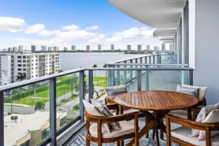 220 Lake Shore Dr, West Palm Beach, FL 33403 - Photo 15