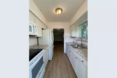 3221 NE 7th Avenue #D, Pompano Beach, FL 33064 - Photo 1