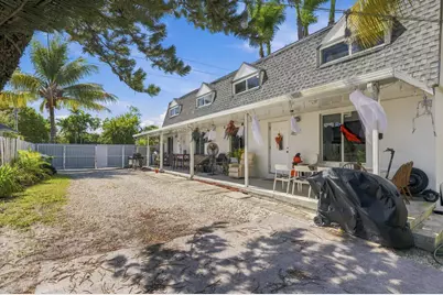 2805 NW 11th Street, Miami, FL 33125 - Photo 9