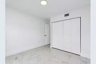 2805 NW 11th Street, Miami, FL 33125 - Photo 25