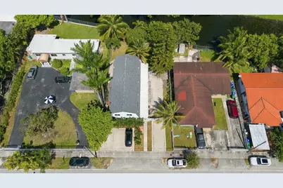 2805 NW 11th Street, Miami, FL 33125 - Photo 17