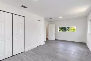 2805 NW 11th St, Miami, FL 33125 - Photo 31