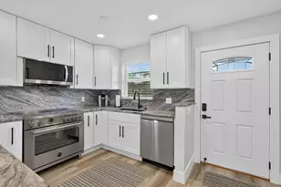 200 N El Mar Dr, Jensen Beach, FL 34957 - Photo 5
