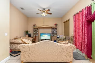 1017 Grove Park Cir, Boynton Beach, FL 33436 - Photo 11