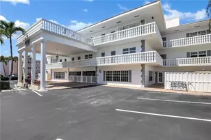 1461 S Ocean Blvd, Lauderdale by the Sea, FL 33062 - Photo 9