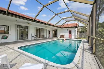 1240 NW 100th Way NW, Plantation, FL 33322 - Photo 35