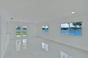 8351 NW 19th St, Pembroke Pines, FL 33024 - Photo 11