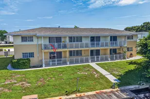 405 Southwind Dr, North Palm Beach, FL 33408 - Photo 1