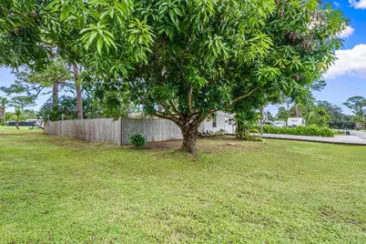 5317 SE Isabelita Avenue, Stuart, FL 34997 - Photo 3
