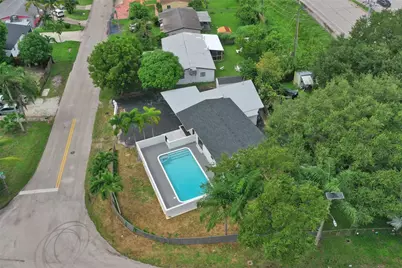 4101 SW 48th Court, Dania Beach, FL 33314 - Photo 5