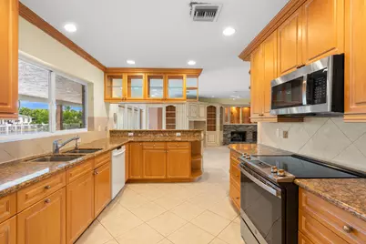 2651 NE 43rd Street, Lighthouse Point, FL 33064 - Photo 9