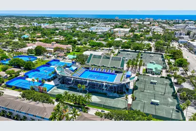 238 SW 10th Avenue, Delray Beach, FL 33444 - Photo 3
