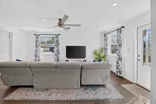 238 SW 10th Ave, Delray Beach, FL 33444 - Photo 17