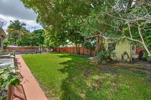 291 SW 60th Ave, Plantation, FL 33317 - Photo 39