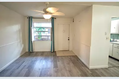 205 NE 3rd Street #203, Boynton Beach, FL 33435 - Photo 5