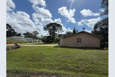 1306 26th Avenue SW, Vero Beach, FL 32962 - Photo 25