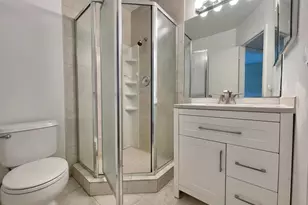 4701 NW 34th St, Lauderdale Lakes, FL 33319 - Photo 19