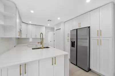 216 NE 23rd Avenue, Pompano Beach, FL 33062 - Photo 15