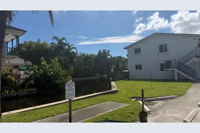1810 E Oakland Park Boulevard #15, Oakland Park, FL 33306 - Photo 21