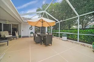 8701 Chapman Oak Ct, Palm Beach Gardens, FL 33410 - Photo 7