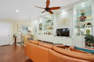 8701 Chapman Oak Ct, Palm Beach Gardens, FL 33410 - Photo 11