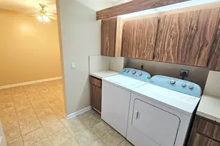 3630 Whitehall Dr, West Palm Beach, FL 33401 - Photo 11