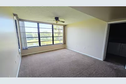 3630 Whitehall Drive #303, West Palm Beach, FL 33401 - Photo 5