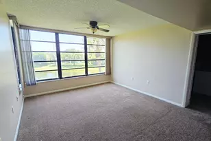 3630 Whitehall Dr, West Palm Beach, FL 33401 - Photo 5