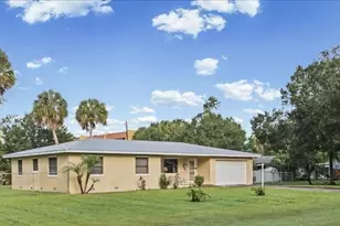 1855 39th Ave, Vero Beach, FL 32960 - Photo 1