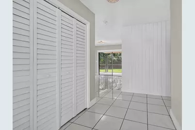 2523 Doral Way, Riviera Beach, FL 33407 - Photo 5