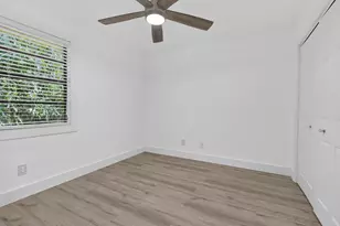 2523 Doral Way, Riviera Beach, FL 33407 - Photo 17