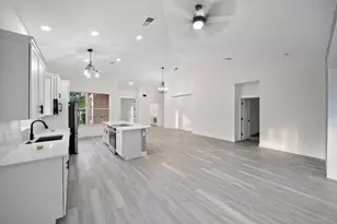 576 SW St Kitts Cove, Port Saint Lucie, FL 34986 - Photo 9
