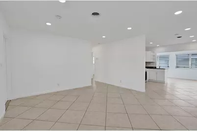 4553 NW 16th Terrace, Tamarac, FL 33309 - Photo 9