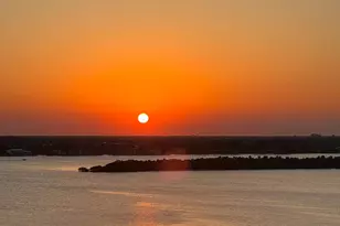 5420 N Ocean Dr, Singer Island, FL 33404 - Photo 23