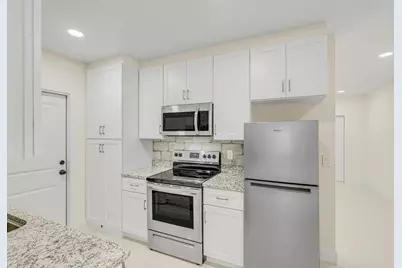 1615 S Federal Highway #B, Lake Worth Beach, FL 33460 - Photo 9