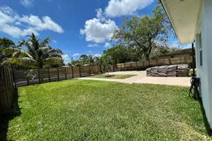 1564 SW 28th Terrace, Fort Lauderdale, FL 33312 - Photo 5