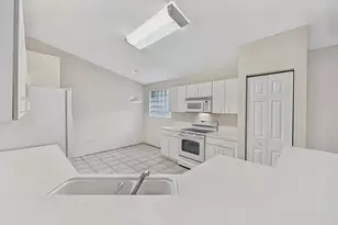 16416 Sapphire St, Weston, FL 33331 - Photo 13