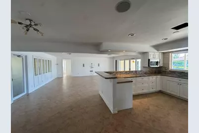 330 SE 10th Street, Pompano Beach, FL 33060 - Photo 25