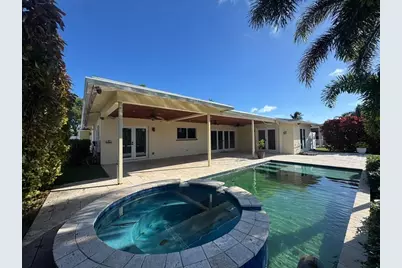 330 SE 10th Street, Pompano Beach, FL 33060 - Photo 5