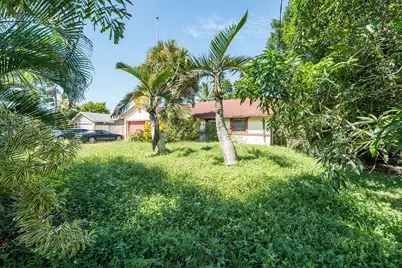 7625 Canal Drive, Lake Worth, FL 33467 - Photo 3