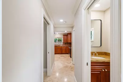 1340 NW 97th Avenue, Plantation, FL 33322 - Photo 9