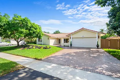 1340 NW 97th Avenue, Plantation, FL 33322 - Photo 1