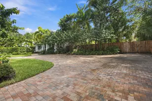 135 SE Martin Ave, Stuart, FL 34996 - Photo 3