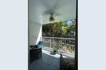 631 E Woolbright Road #207, Boynton Beach, FL 33435 - Photo 9