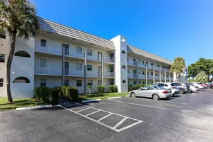 8110 Sunrise Lakes Blvd, Sunrise, FL 33322 - Photo 5