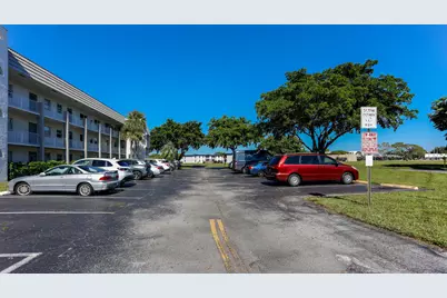 8110 Sunrise Lakes Boulevard #108, Sunrise, FL 33322 - Photo 7