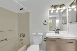 219 Mallory Ct, Weston, FL 33326 - Photo 21